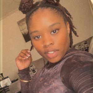 Meet your Posher, Carneisha